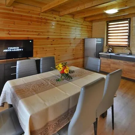 House Jaros Awiec Near Tropicana Park *