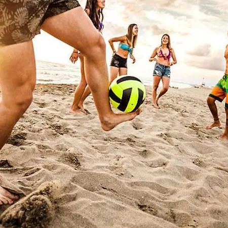 House Jaros Awiec Near Tropicana Park Vakantiehuis *